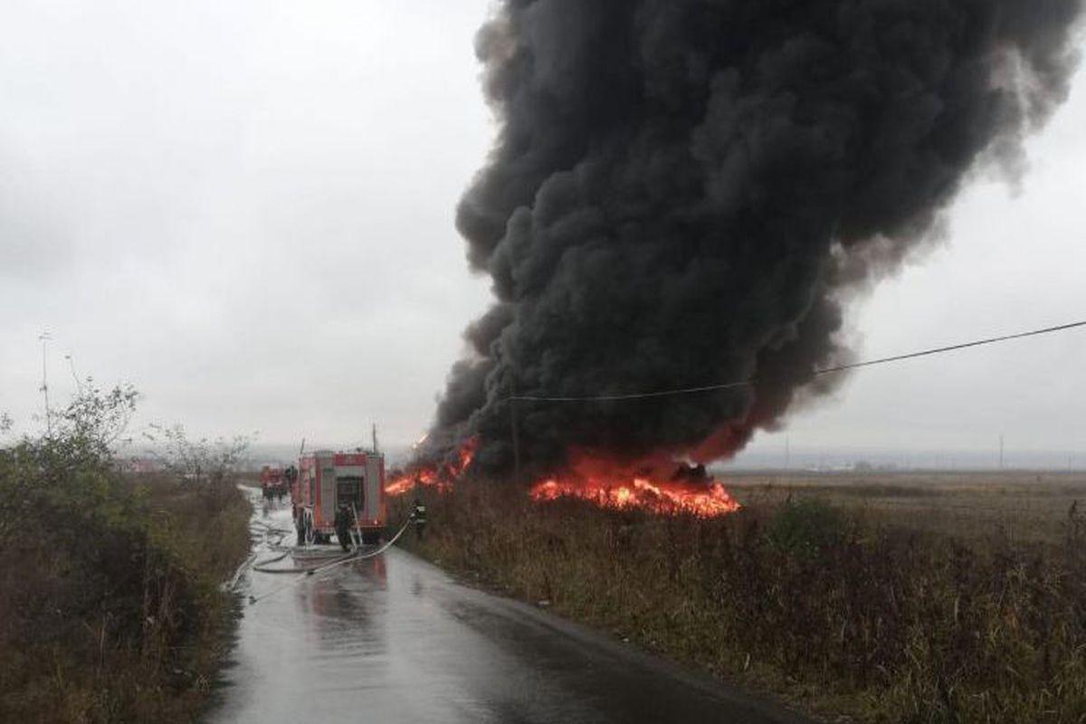 Incendiu La Un Depozit De Cauciucuri Din Drăgănești Valcea Libertatea