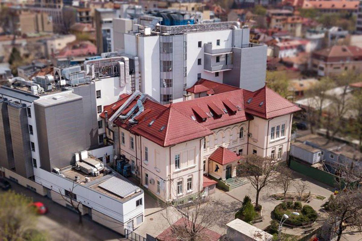 Medicii Acuză Iresponsabilitate Pentru șpagă La Foișor Libertatea