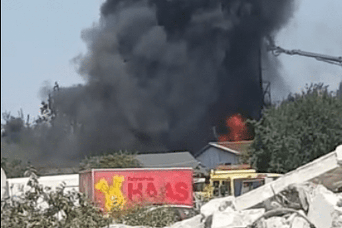 Video Incendiu Major La Un Depozit De Ulei Din Sectorul 4 Patru
