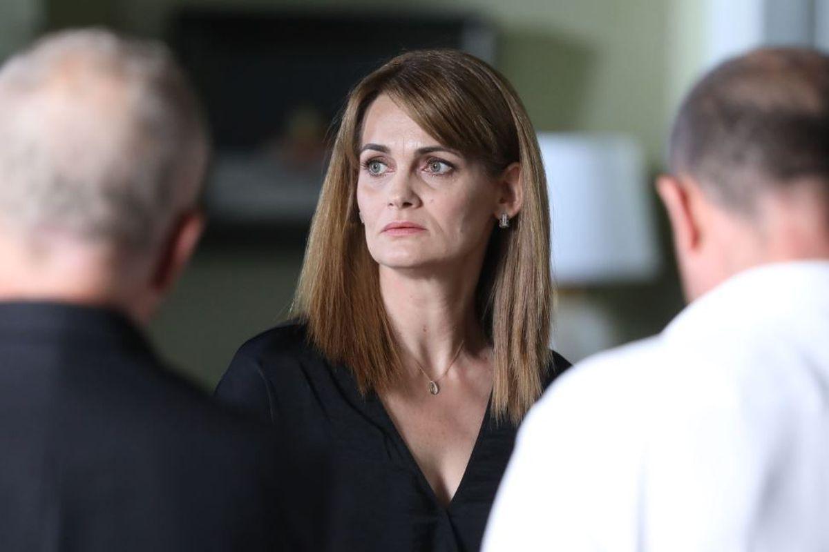 Elvira Deatcu și Soțul Ei Au Sărbătorit 21 De Ani De Căsnicie Prima Imagine Cu Horea și Actrița Din Vlad Nu A Fost Intotdeauna Insorit Pe Strada Noastră Entertainment Monden Libertatea Libertatea