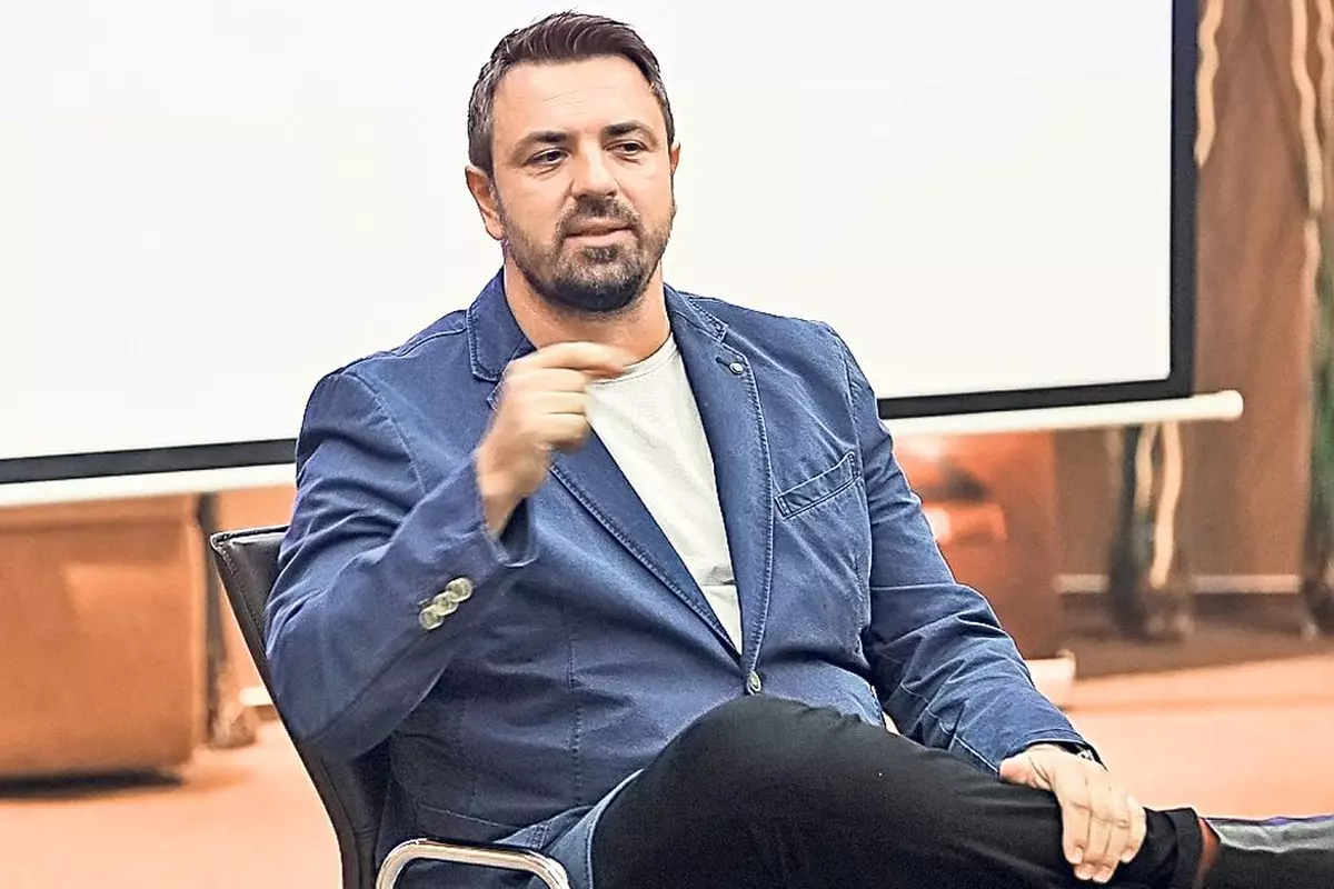 Exclusiv Horia Brenciu I A Cerut SoÈ›iei Al Cincilea Copil ReacÈ›ia Lui Alice Dumitrescu FabuloasÄƒ Libertatea