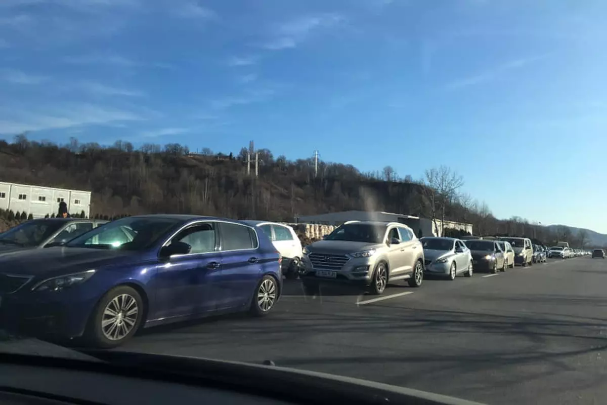Val De AglomeraÈ›ie Pe Valea Prahovei Trafic Infernal Spre StaÈ›iuni Libertatea