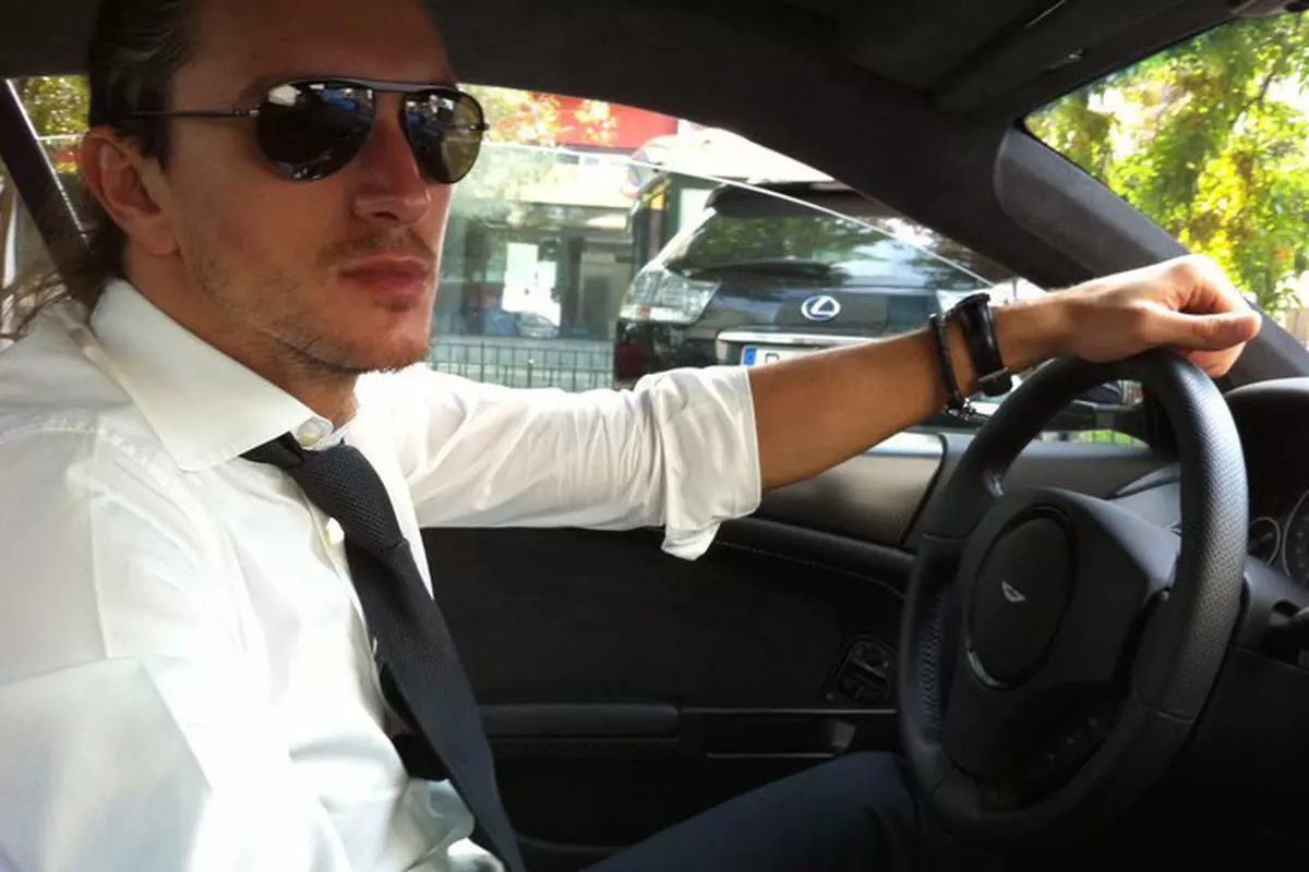 DragoÈ™ SÄƒvulescu S A Predat In Italia La O SecÈ›ie De PoliÈ›ie Din Napoli Libertatea