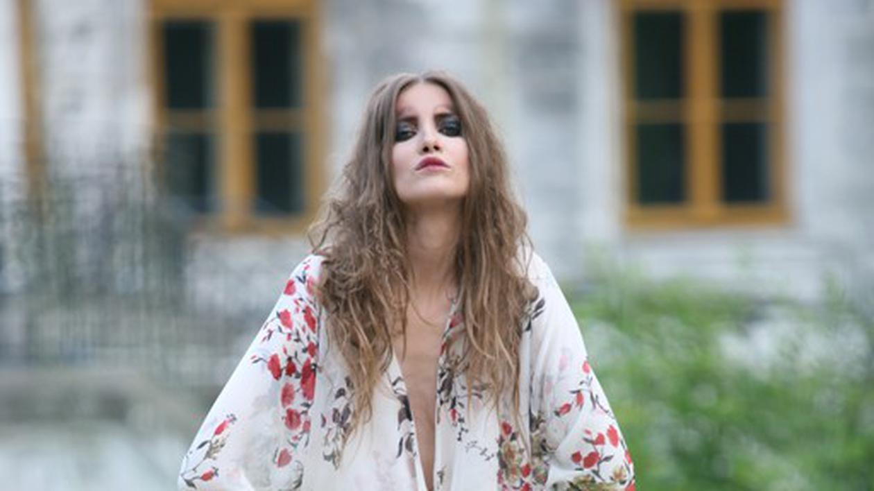 Iulia Albu spune lucrurilor pe nume: "Bianca Drăguşanu nu este un model demn de urmat"