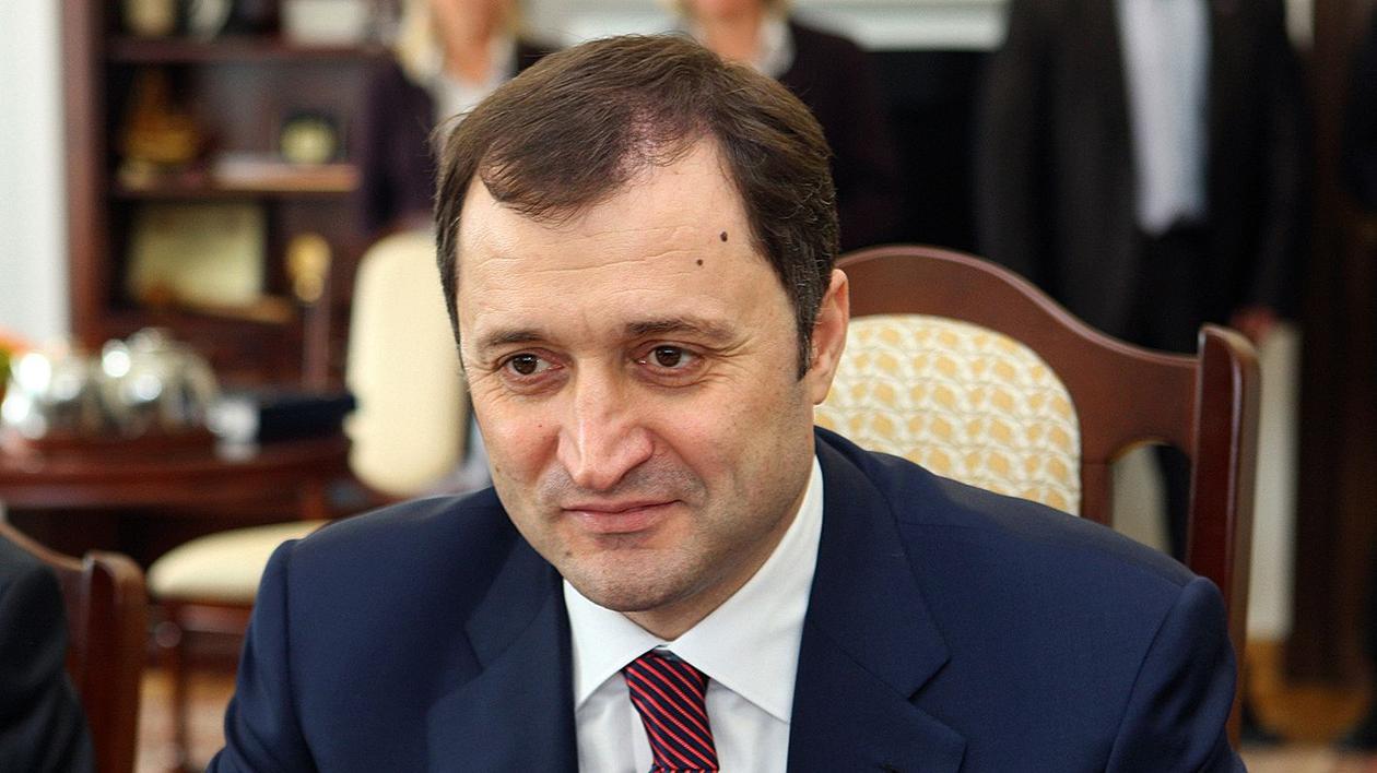 FOSTUL PREMIER AL MOLDOVEI SE CĂSĂTOREŞTE CU O VEDETĂ PRO TV! FOTO