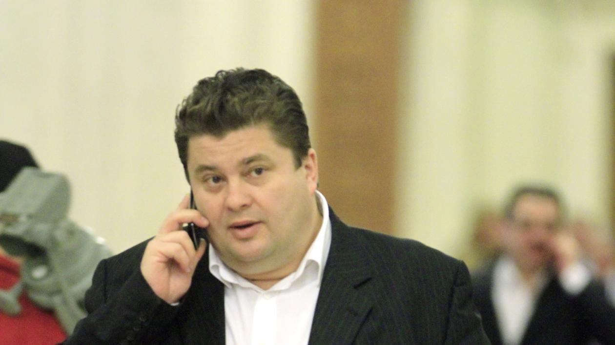 Florin Popescu FENTEAZĂ din nou DNA! Vezi cum îşi păstrează deputatul imunitatea