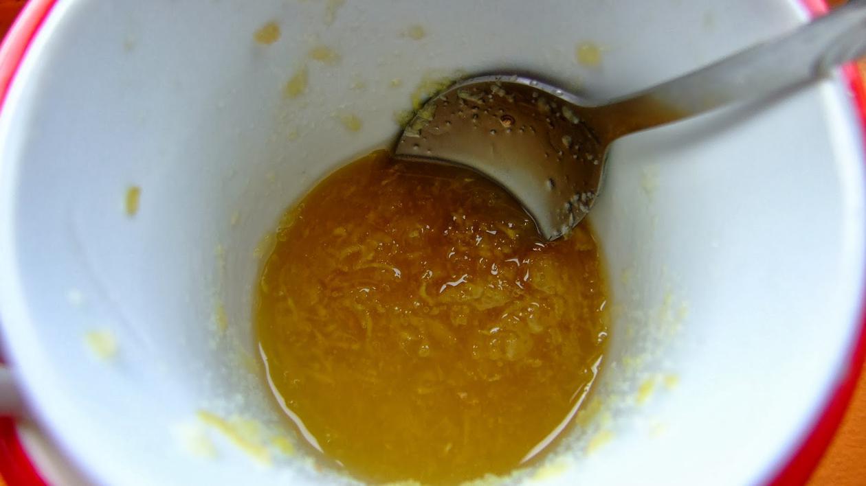 Doar o linguriţă din acest amestec consumată înainte de masă te scapă de 10 kg într-o lună!