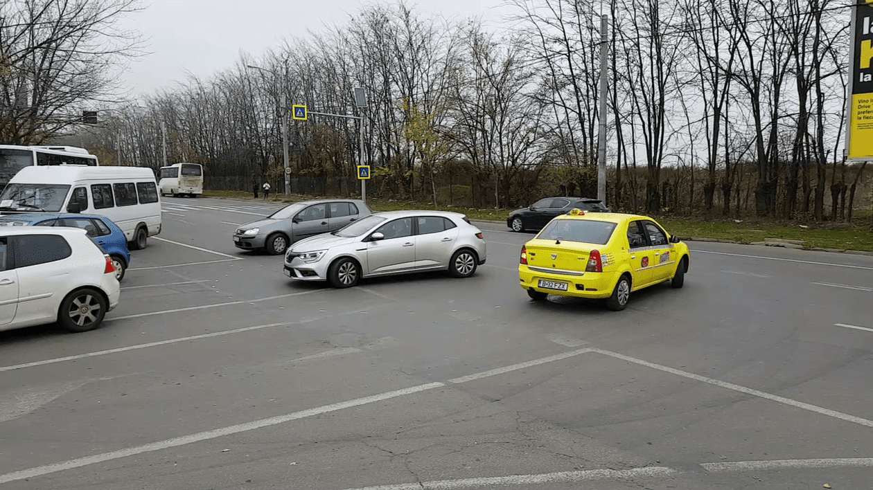 Nou regulament de parcare pe locurile publice din sectorul 4. Cum vă puteți trezi cu roțile blocate și ce taxe sunt introduse de la 1 ianuarie 2019
