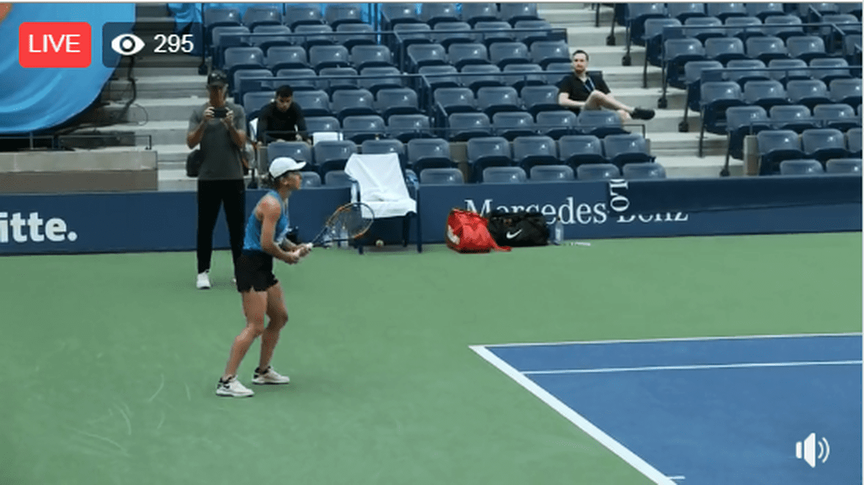 Simona Halep, la US Open. Antrenorul Darren Cahill îi face poze