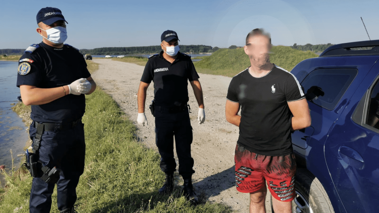 Un bărbat căutat de șase ani de polițiști a fost găsit la pescuit, în urma unui control de rutină al jandarmilor