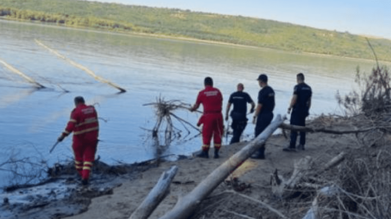 Băiatul de 10 ani, din localitatea doljeană Călărași, care nu s-a mai întors acasă de la joacă, găsit înecat în Dunăre