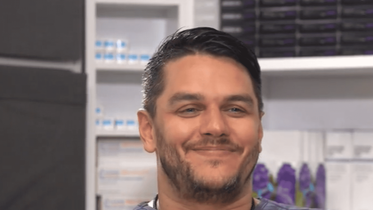 Medic estetician de la Spitalul Elias din București, reținut după ce i-a furat fostei iubite, și ea doctoriță, 35.000 de euro din casă
