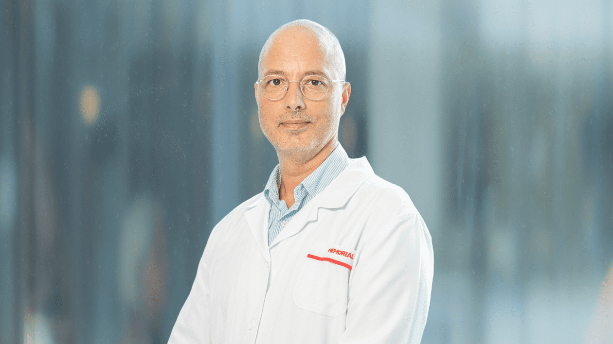Tratamentele de ultimă generație și medicii supraspecializați în străinătate redau speranța de viață românilor care suferă de cancer hepatic