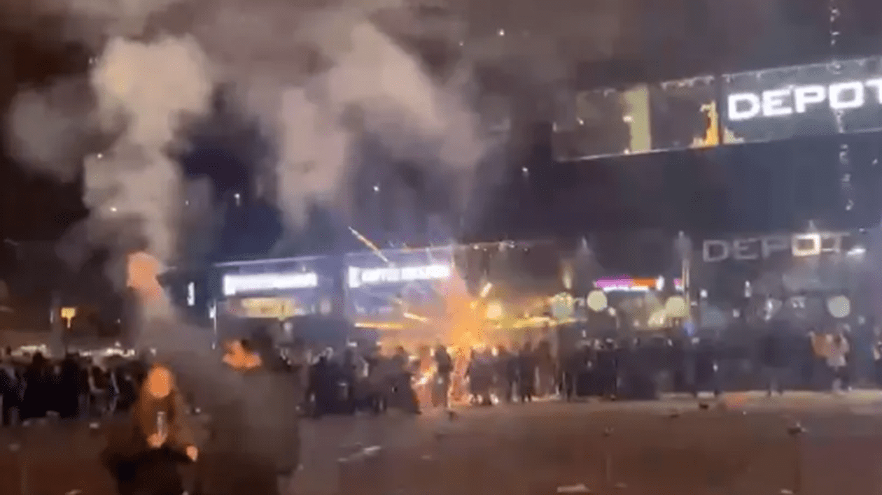 „Câmp de luptă”. Peste 300 de arestări și cel puțin 15 polițiști răniți, în incidentele de Revelion de la Berlin și Leipzig