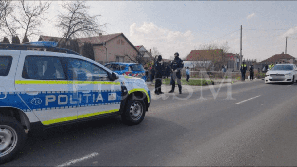 Un copil de patru ani aflat pe bicicletă a fost lovit mortal de o mașină, pe un drum din Satu Mare