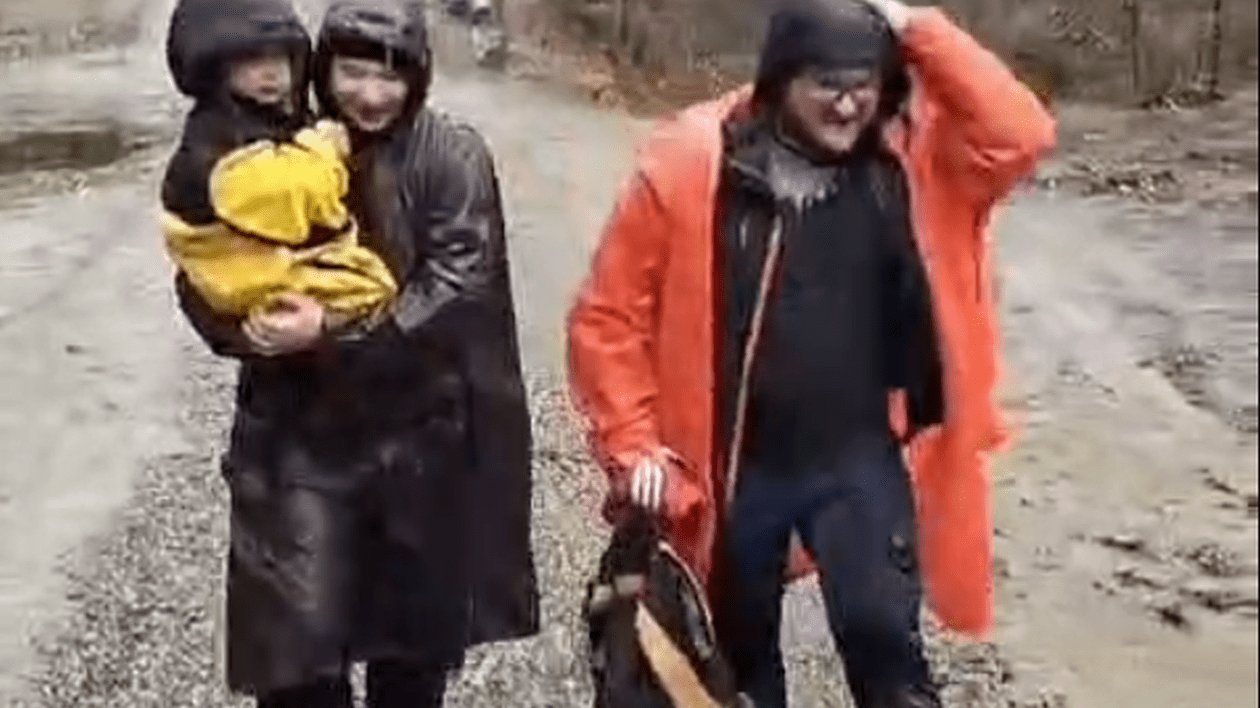 Unde a fost găsit copilul de 2 ani din Botoșani după mai bine de 24 de ore de căutări. „Manu, Laur și Ionuț sunt eroii zilei”
