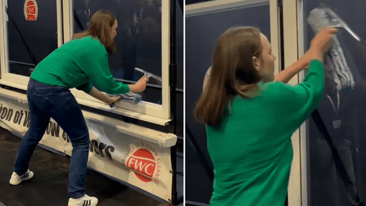 „Turbo Aliscia”. O britanică a intrat în Cartea Recordurilor drept „cea mai rapidă curățătoare de geamuri” din lume | VIDEO