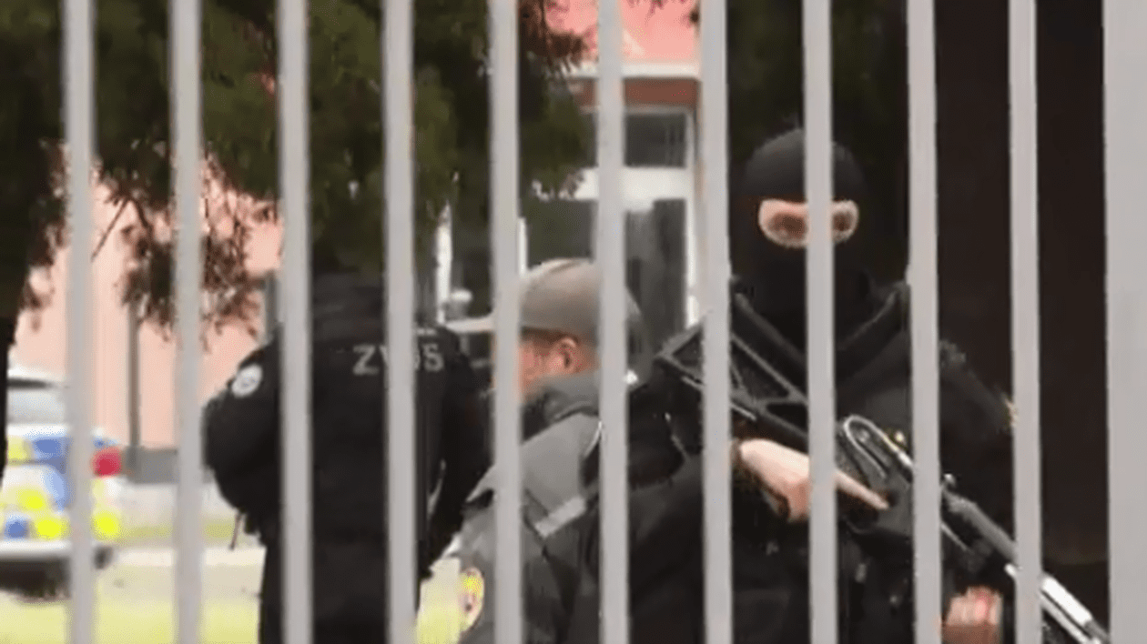 Juraj Cintula, bărbatul care l-a împușcat pe premierul Robert Fico, arestat preventiv, după o audiere de peste trei ore