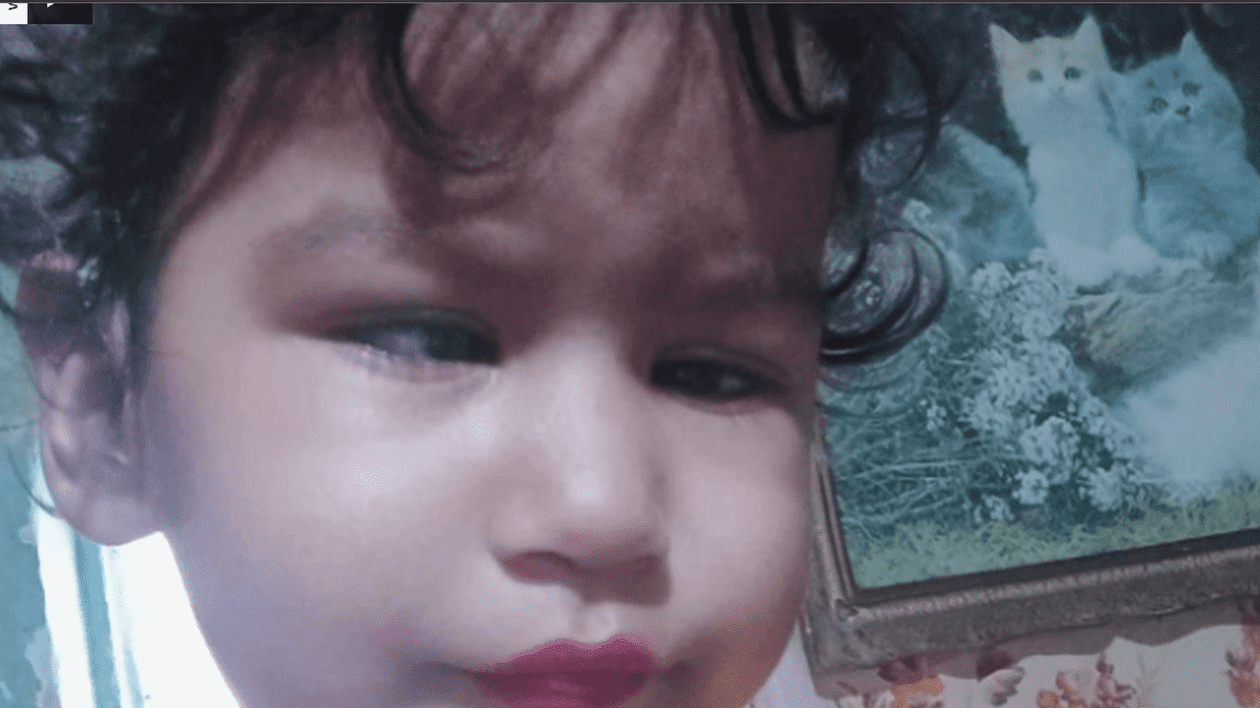 Filmul crimei din Dolj. Raisa, fetița de doi ani ucisă cu cruzime de vărul ei