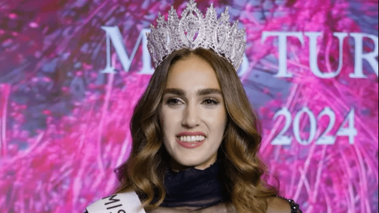 Scandal în Turcia, după ce concursul pentru Miss World a fost câștigat de fiica unui ambasador: „Te-a împins tăticu'?”