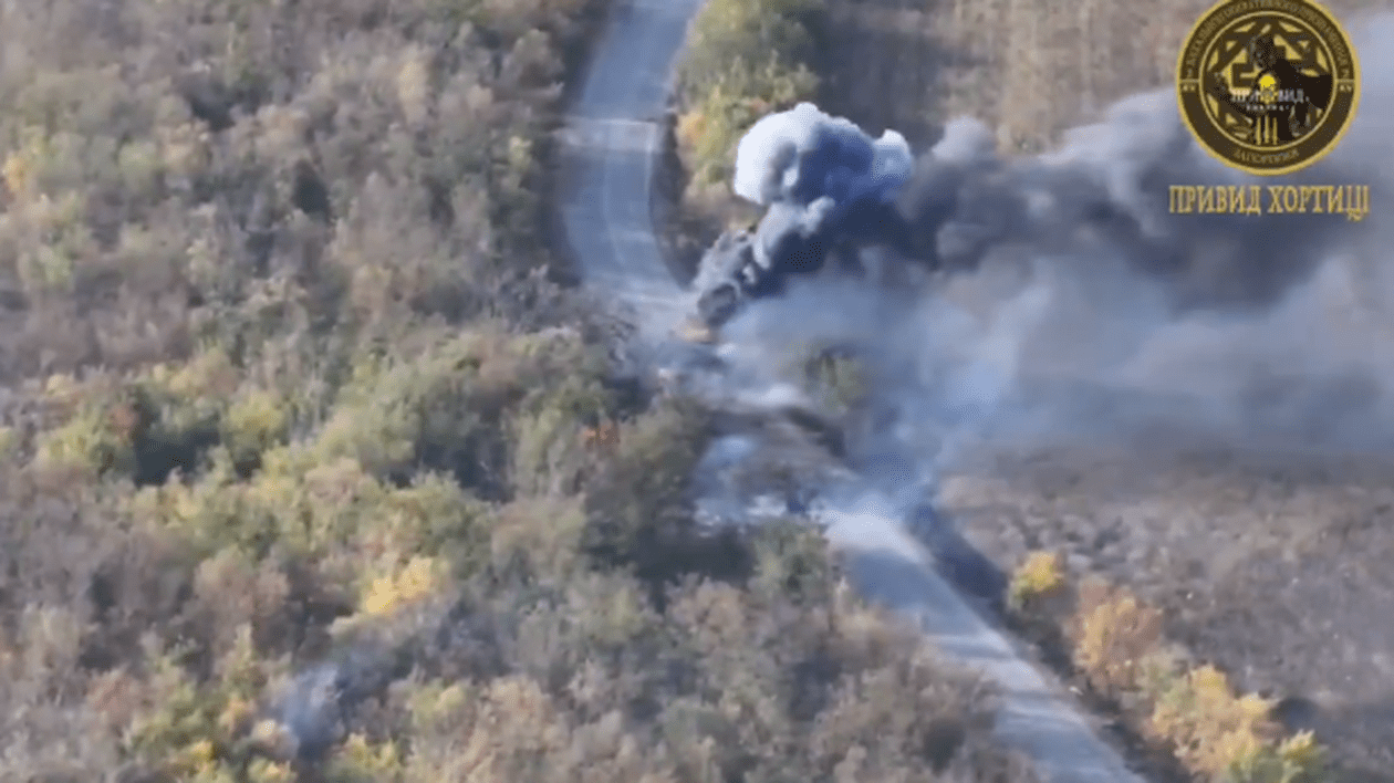 Lovitura perfectă: Un soldat ucrainean distruge un tanc rusesc cu o singură rachetă Javelin I VIDEO