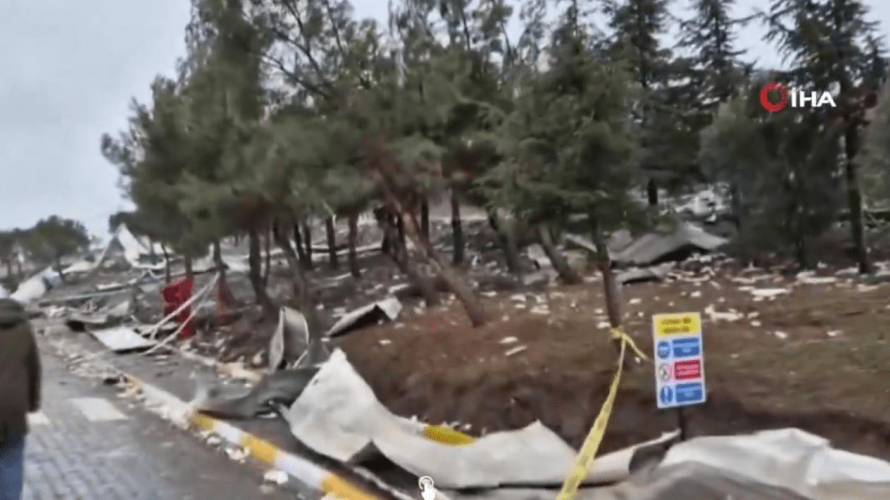 Imagine de la locul exploziei, în Turcia.