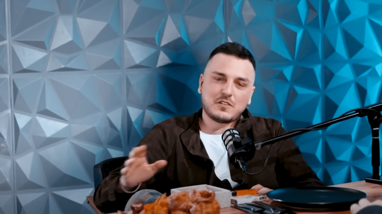 Cine este Makaveli, influencerul implicat în campania lui Călin Georgescu pe TikTok: „Tata este fotbalist cunoscut. M-au abandonat când aveam două luni”