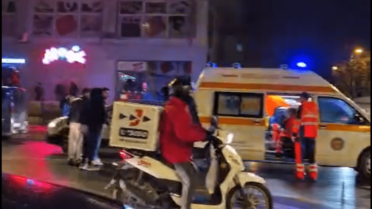 Ambulanțe sosite la locul accidentului produs în Constanța.