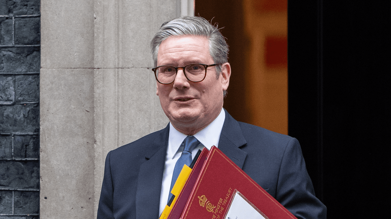 Londra anunță peste o sută de sancțiuni împotriva susținătorilor „mașinii de război ruse”. Oficiali ruși, chinezi și nord-coreeni vizați