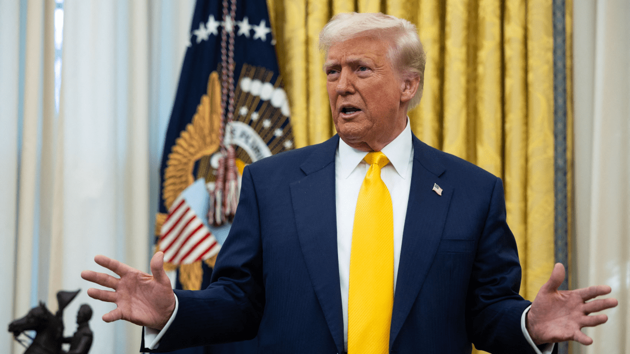 Donald Trump ar fi fost recrutat de KGB în 1987, susține un fost șef KGB, care confirmă aceeași informație dezvăluită acum 4 ani de un alt ofițer KGB