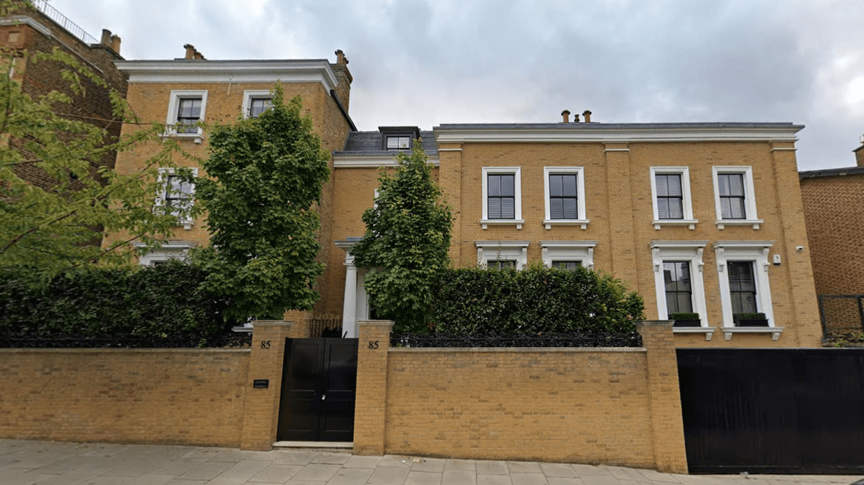 conac din Londra, infestat cu molii