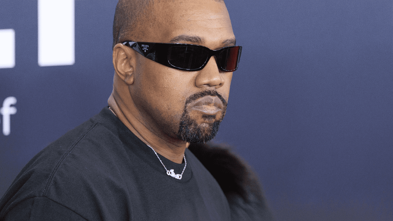 Kanye West ar dori să obțină o viză de antreprenor în România. „Simte că prezentul și viitorul său sunt limitate în SUA”