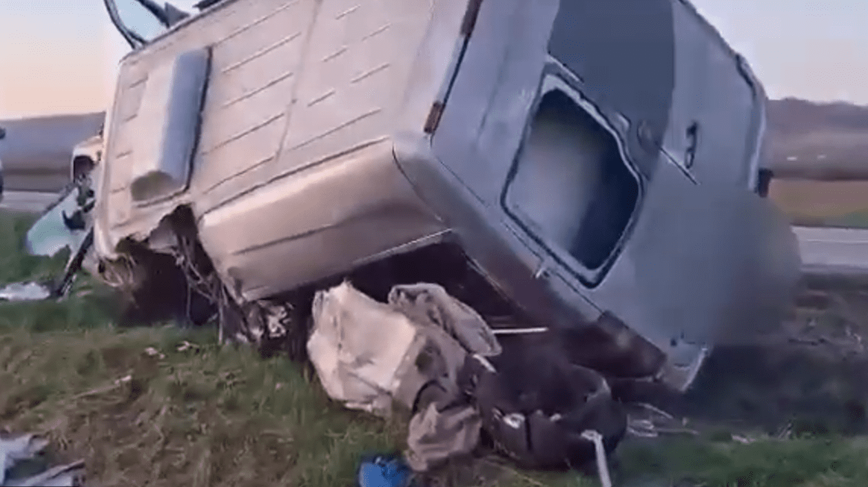 Accident soldat cu 3 morți în județul Cluj. FOTO: Captură video.