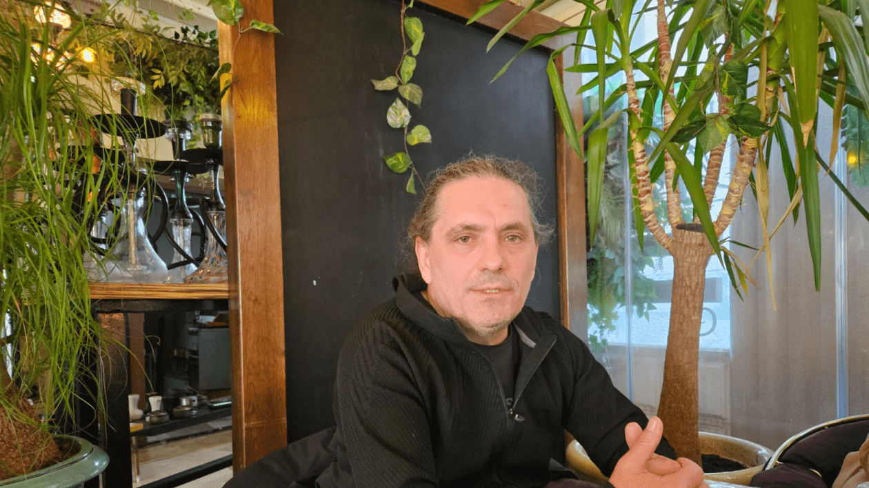 Tatăl lui Vlad Pascu, primele declarații în fața jurnaliștilor: „Fiul meu trebuie să își ispășească pedeapsa”, dar susține că nu era drogat, ci doar avea „urme de metaboliți”. Mesaj pentru familiile victimelor
