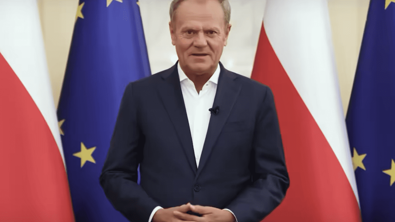 Mesajul în limba română despre alegerile prezidențiale transmis de Donald Tusk, în care face o comparație cu performanța legendară a lui Helmuth Duckadam