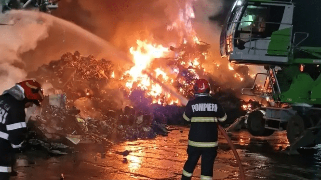 Incendiu puternic în portul Constanta.