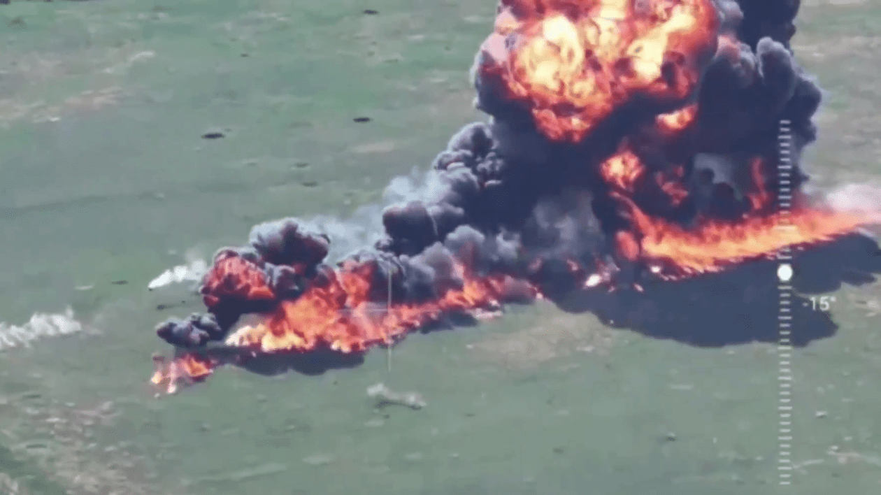 Un avion rus de luptă s-a prăbușit în flăcări. Foto Captură video