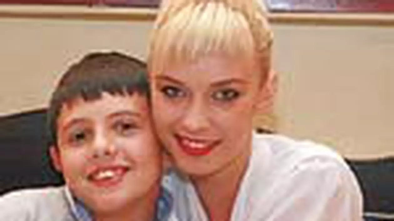 Diana Dumitrescu a fost nasa de botez