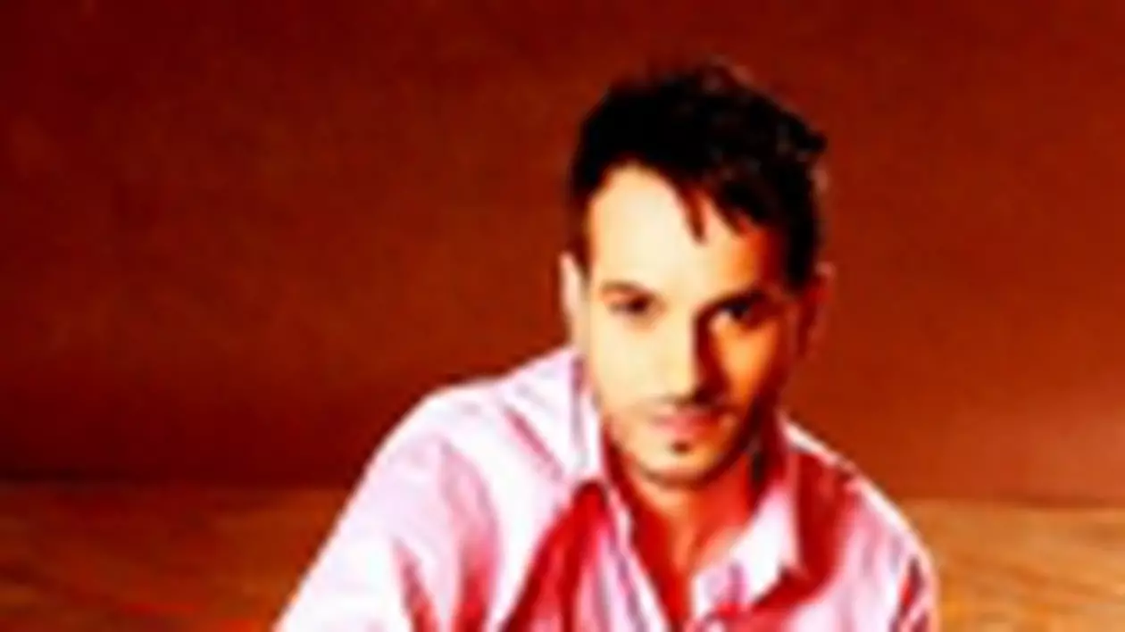 Claudiu Mirica pleaca in turneu cu 'Retro Show'