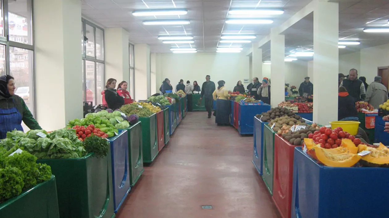 Razie în Piaţa Crângaşi: Amenzi de 96.000 de lei şi 700 de kilograme de carne confiscate