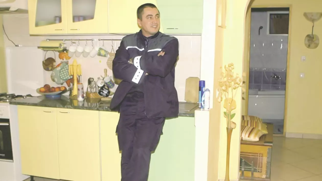 Cine mai stă în casele groazei?