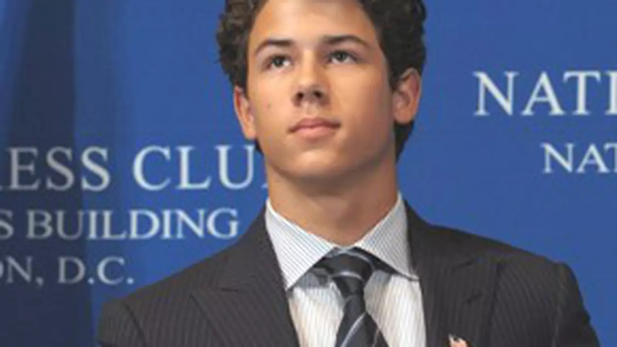 Nick Jonas, debut cu noua formaţie