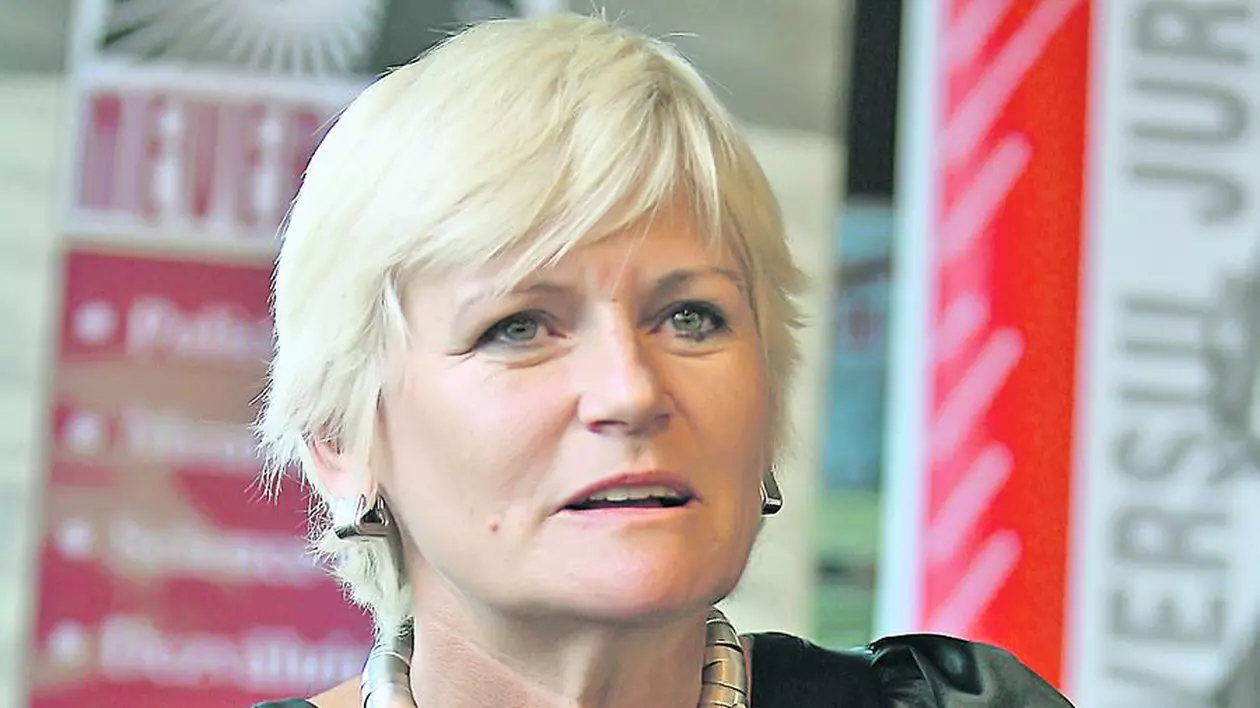 Monica Tatoiu: «Ultima leafă la Oriflame: 7.000 €»
