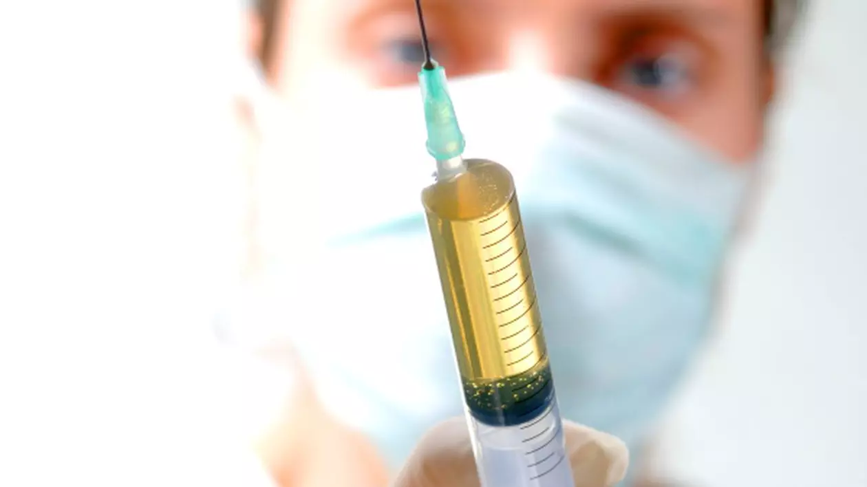 O metodă şocantă de slăbit: injecţiile cu urină