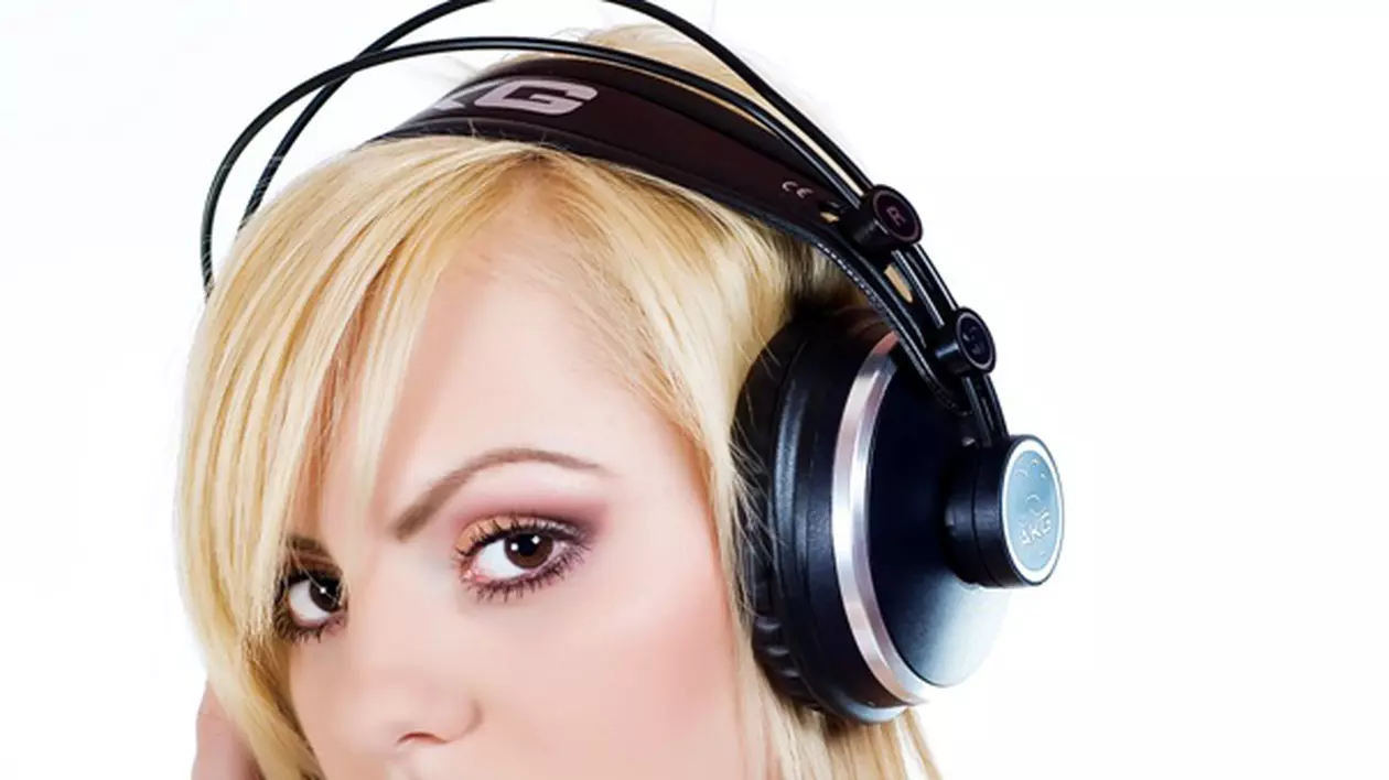 Alexandra Stan, Andra, Loredana şi Vunk nominalizaţi la Romanian Music Awards 2011