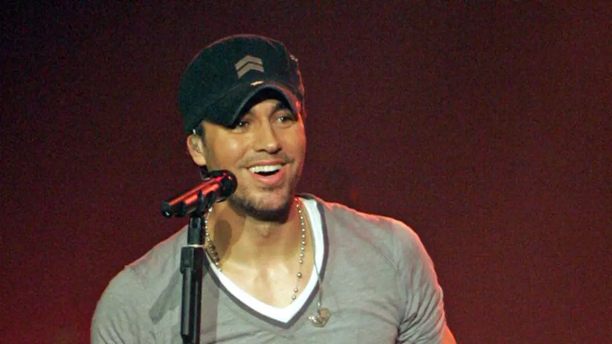 Enrique Iglesias se crede mai tare ca Michael Jackson. Află de ce!