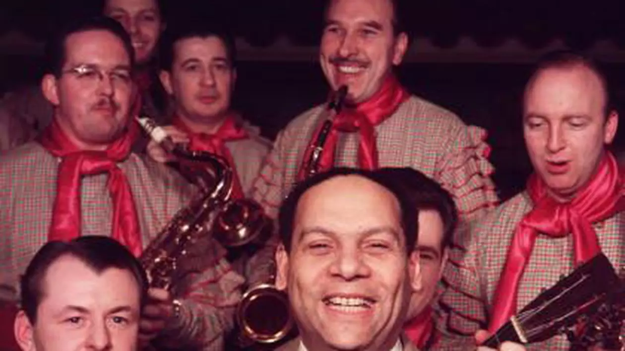 Cântăreţul de rumba Edmundo Ros a murit la 100 de ani