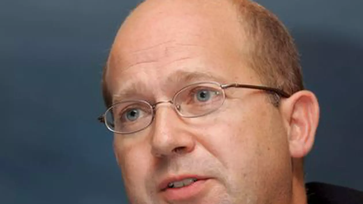 Ambasadorul britanic la Teheran: "Devastarea ambasadei nu s-ar fi putut produce fără consimţământul regimului iranian"