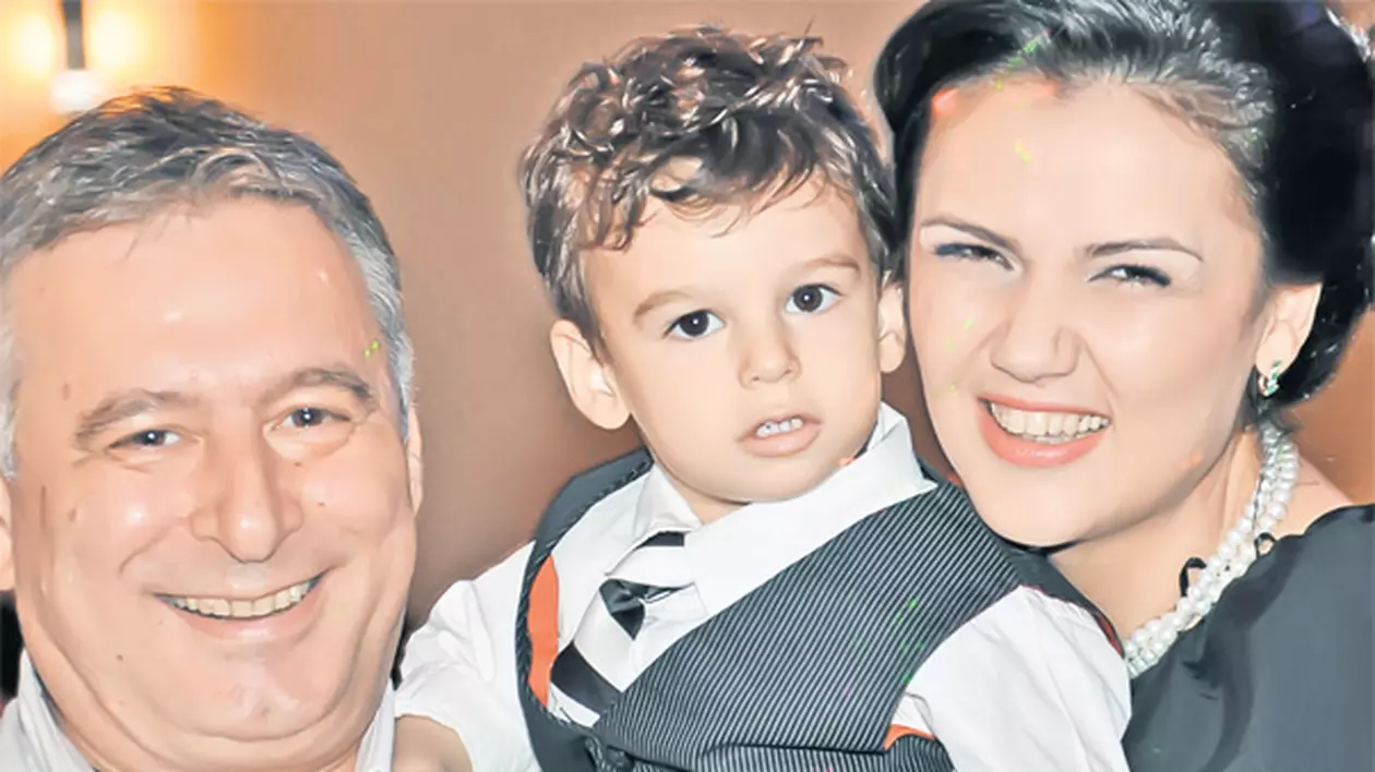 Mădălin Voicu şi Carmen Olteanu, puşi la «muncă» de Făniţă: "Mami, tati, vreau un frate mai mic!"
