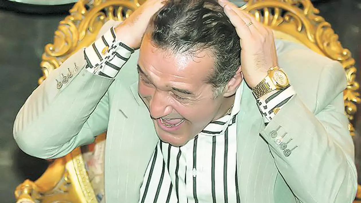 Vă vine să credeţi? Gigi Becali asculta un homosexual